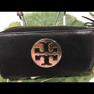 Tory Burch Black pebbled leather wallet zippered